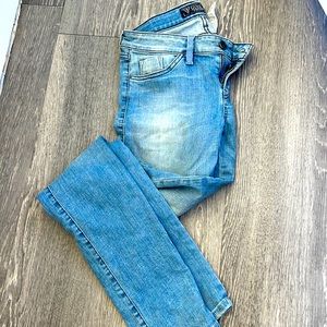 GUESS skinny jeans